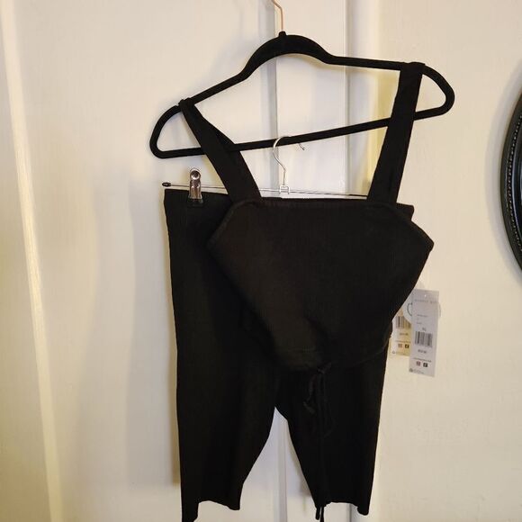 Madden Girl 2 Piece Ribbed Knit Tank Top and Biker Short Set Size XL - Picture 2 of 10